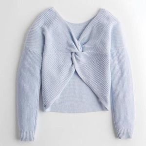 NWOT Hollister tie front sweater